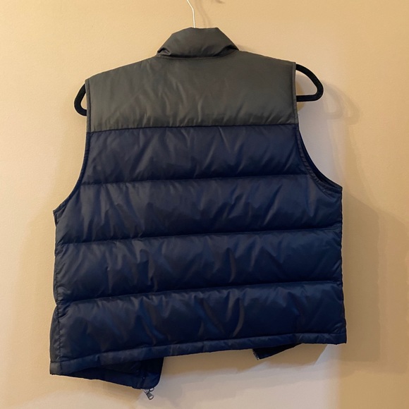 Club Monaco Puff Vest - Picture 2 of 4